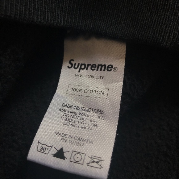 FW14 Supreme Black On Black Box Logo Hoodie - Picture 5 of 8